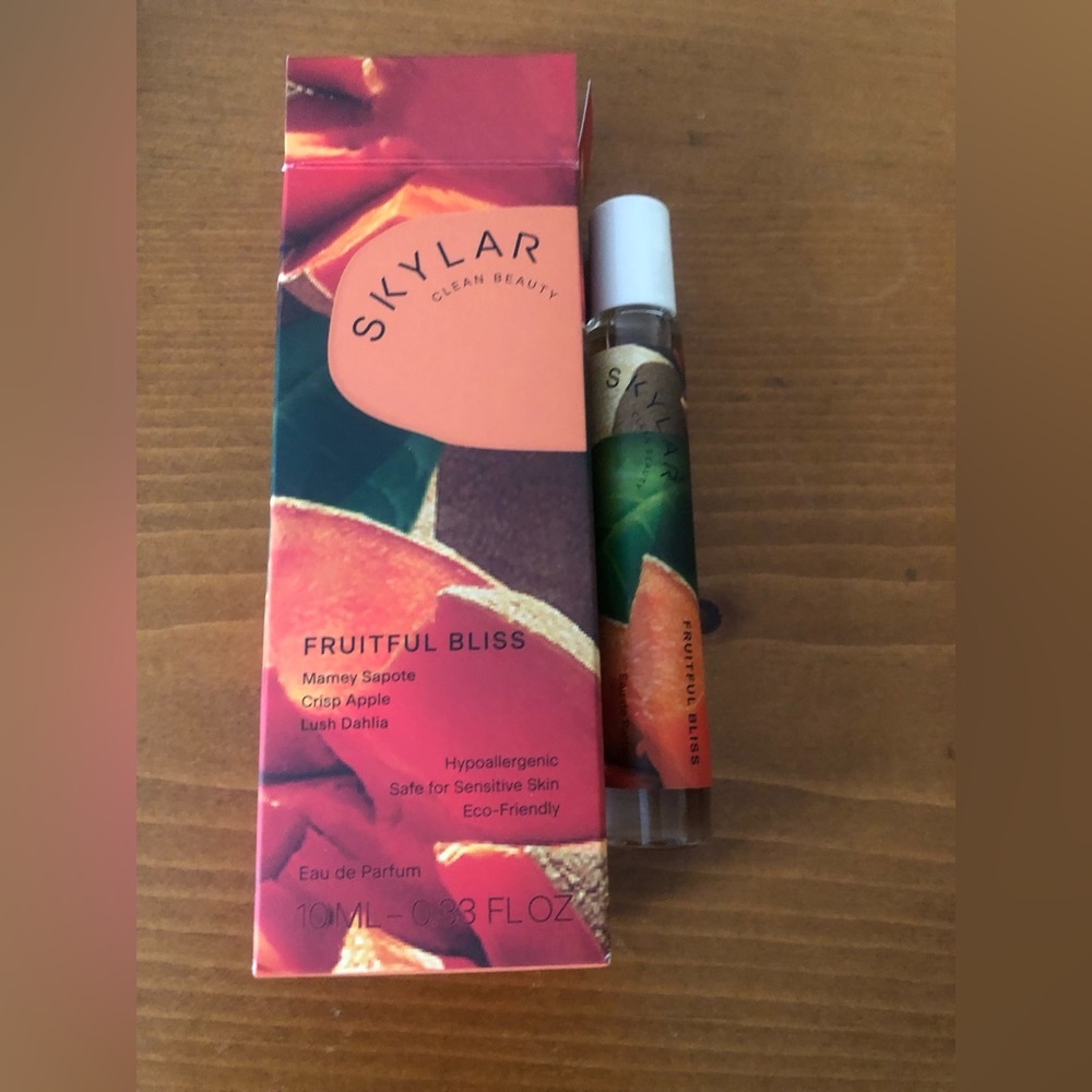 skylar clean beauty rollerball eau de parfum 10ml in fruitful bliss